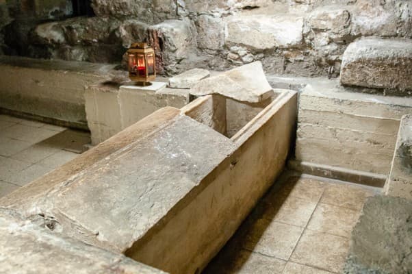 Саркофаг Святого Лазаря 